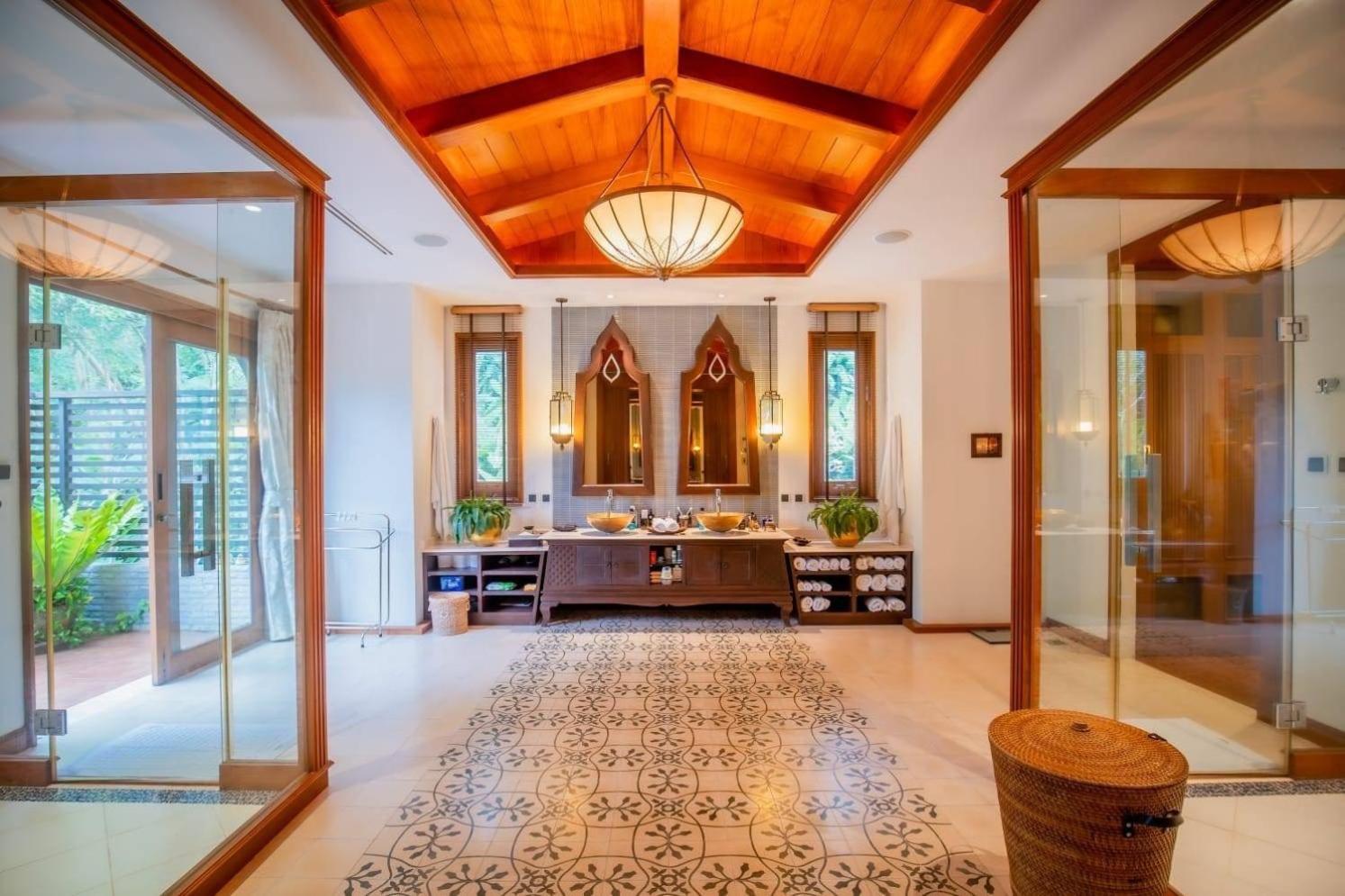 Royal Legacy Private Villa With Private Golf Course Phuket Exteriér fotografie